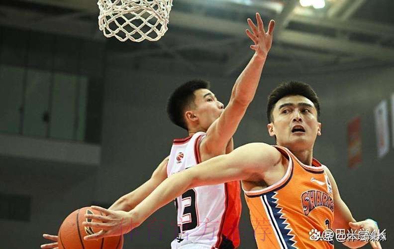 北控男篮分享赛前训练片段:新援罗汉琛跟队训练 北控男篮分享赛前训练片段:新援罗汉琛跟队训练
